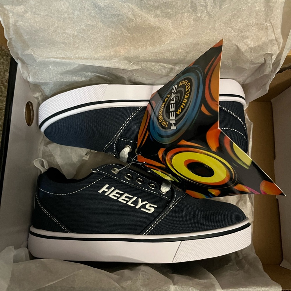 Heelys Blue and White Sneakers with Wheel